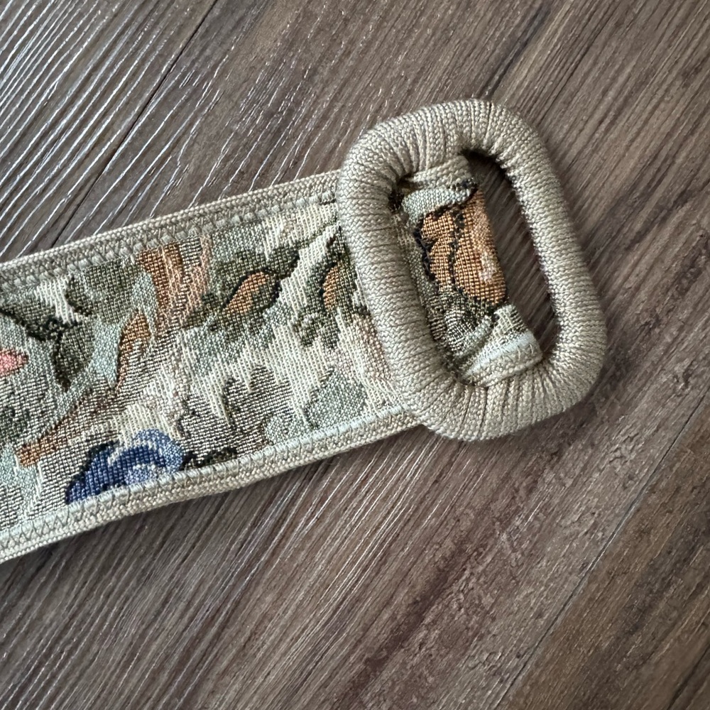 Vintage Floral Tapestry Belt - Picture 9 of 14
